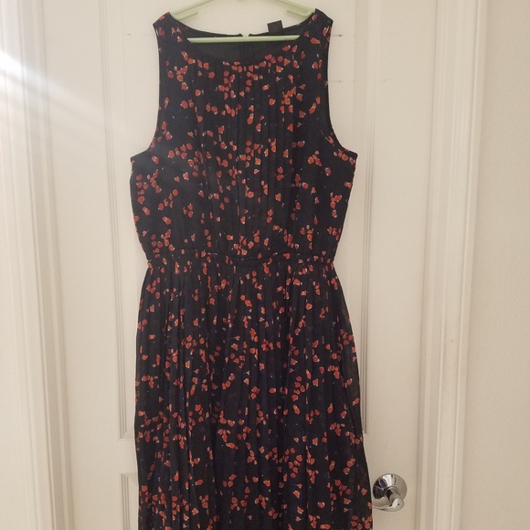 Ann Taylor Dresses & Skirts - Navy blue dress size 10.